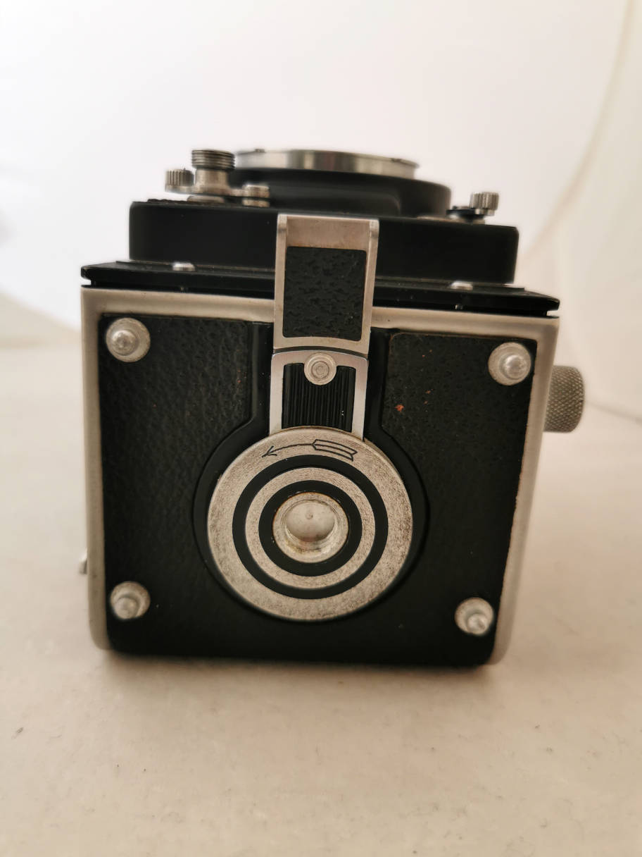 jpgodd/rolleiflex_automat_4_IMG_20220325_151957.jpg